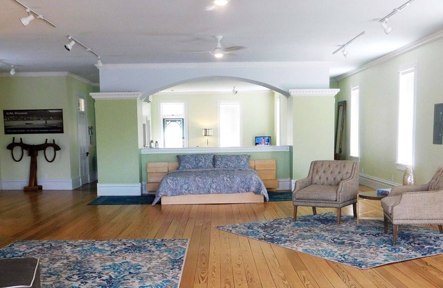 EAGLES NEST Loft | Inn At Big River Theatre