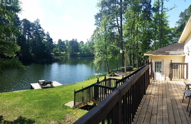EARLY CHECK IN AND LATE CHECK OUT! FREE KAYAKS LONG TERM OPTION