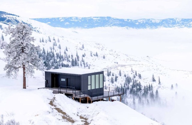 Earthlight Villas 6 - On top of the world