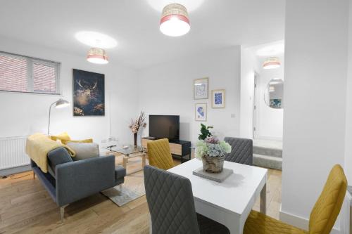 Eastons 1 Bedroom Apartment with Sofa Bed