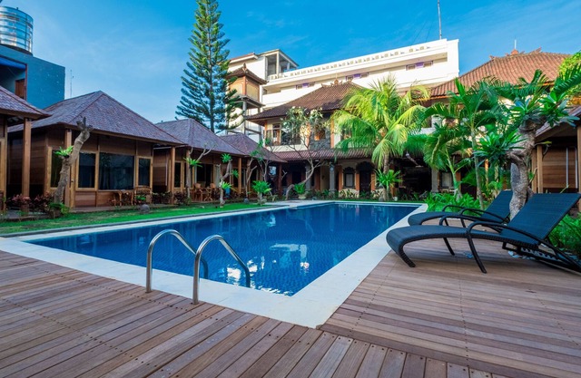 Easy Surf Camp Brand New Bungalow Twin Room Kuta Beach