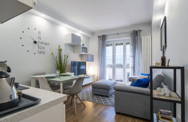 Easylife - Milano - Algarotti 4 - Porta Nuova