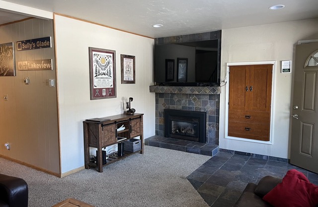 Eco-friendly Townhome Perfectly Located for all Local Fun