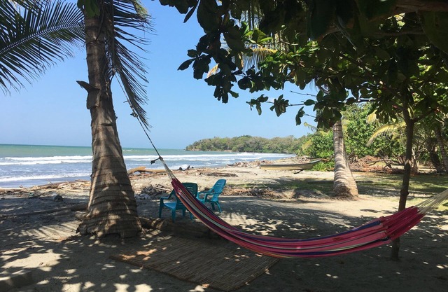 Eco-hotel con Cabañas Frente al Mar. Rodeado de Naturaleza