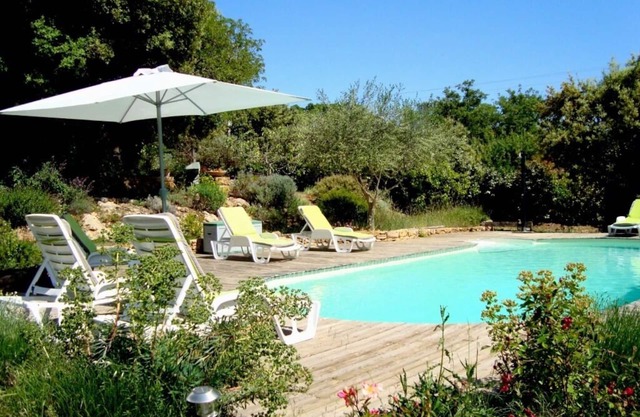 Ecological house for 6 people with terraces and large private pool.