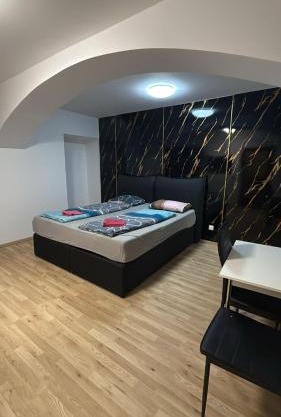 Economy 2BR Apartment Next to Prater Amuesement Park