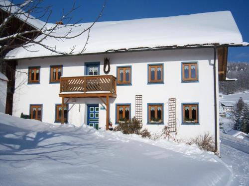 Ehemaliges Bauernhaus mit Liegewiese