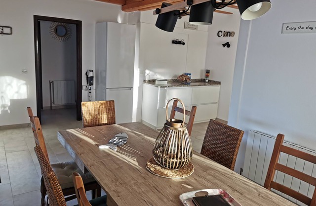 El Castillo, hacienda-style villa, 800 m from Cala Montgo beach