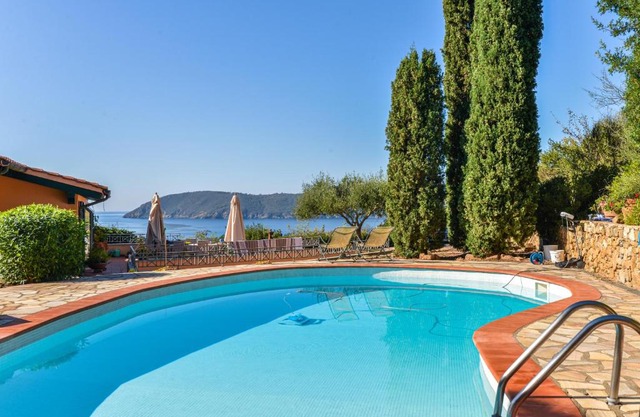 Elba Offsite Villa