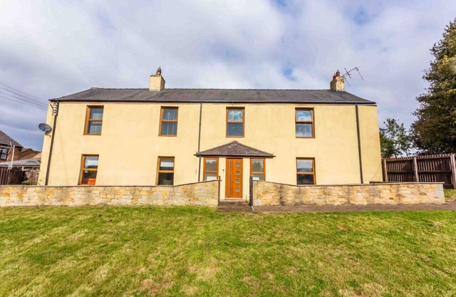 Elderberry hall - The Ultimate House of Fun