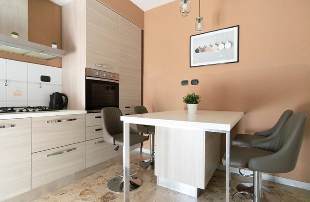 Ele's Apartment One step away from La Spezia Central Station.