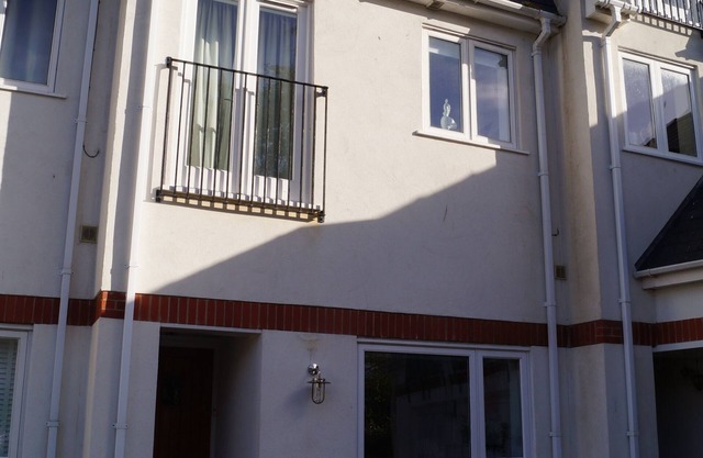 Elegant, 3 Storey Cottage In The Heart Of Aberdovey, Sleeps up to 8 Guests