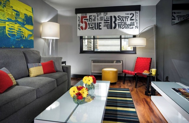 Elegant 5th Avenue Suite with Contemporary Interiors and Central Location