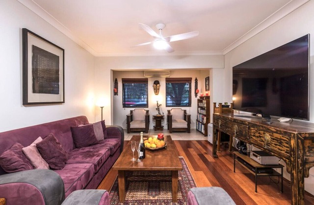 Elegant Apartment in Trendy Alexandria