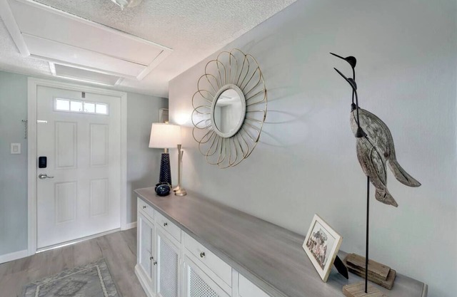 Elegant Escape - Golf Side & Water Views