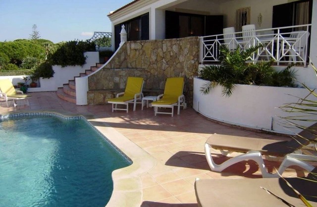 Elegant Vale Do Lobo Villa | 4 Bedrooms | Villa Vale Do Lobo 186 | Swimming.