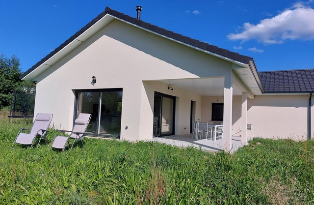 Elegant Vosges Getaway – Open-Plan Living & Nature