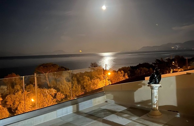 Elena's Seaview Maisonette