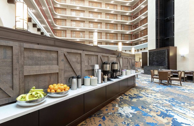 Embassy Suites by Hilton Tulsa I-44