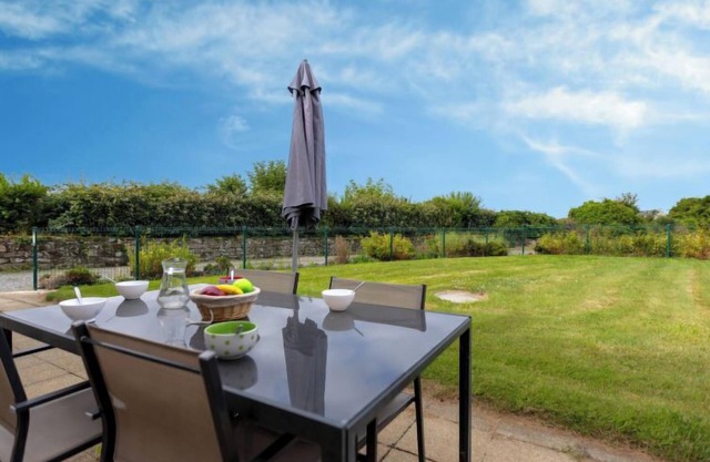 Emeraude by Interhome