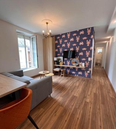 En plein coeur d'Arromanches - Coté Ponton