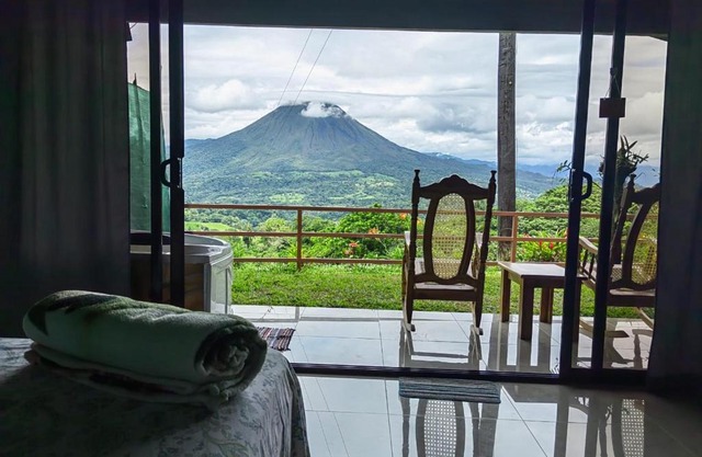 Encanto Arenal lodge
