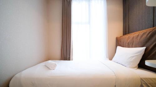 Enchanting and Beautiful 2BR Apartment at Supermall Mansion Benson Tower By Travelio