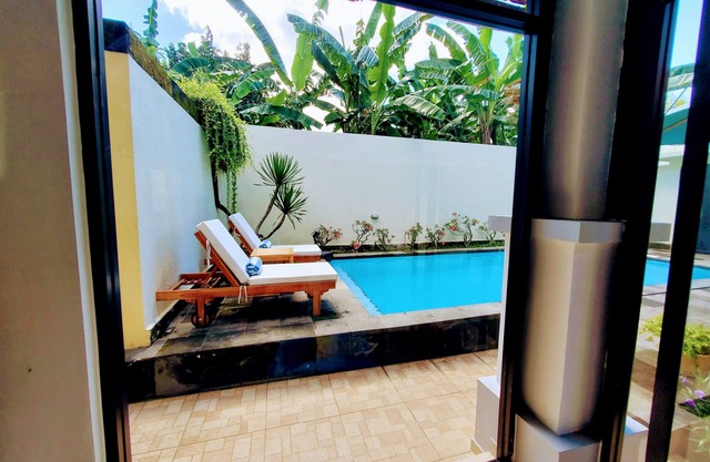 Enclosed Spacious 3 Bedroom Villa in Canggu with Private Pool & Private Parking