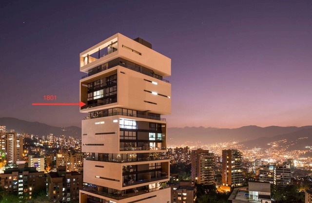 Energy Living! JACUZZI! Huge Patio! 1 Bedroom + Office/2nd Br! 18th floor!