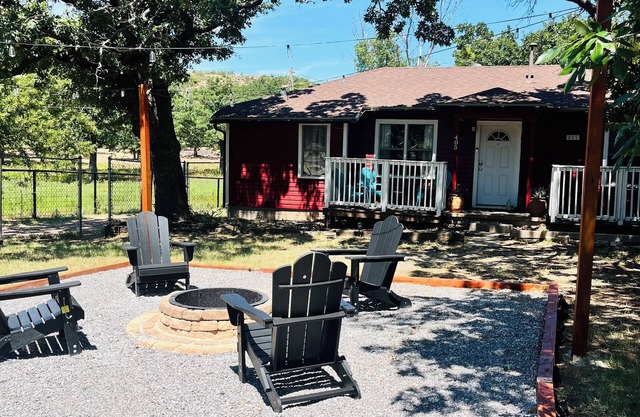 Enjoy 360 Mountain views at 3BR House
