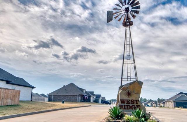 Enjoy a FREE with any 5 night stay PLUS a Spa Gift Card at Tyler's favorite Spa!