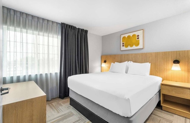 Enjoy a Hassle-Free Stay! 4 Relaxing Units, Near Austin Museum of Art