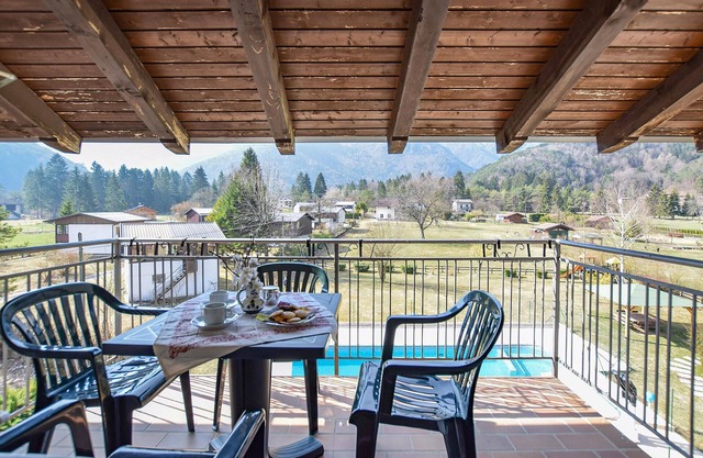 Enjoy a wonderful vacation in South Tyrol in this vacation apartment in Ledro.