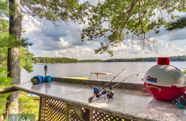 Enjoy Every Season on Lake Viola!