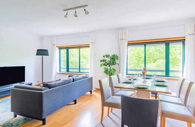 Enjoy Lisbon Oceanos 96