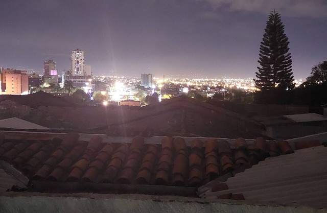 Enjoy the historical center of Cali