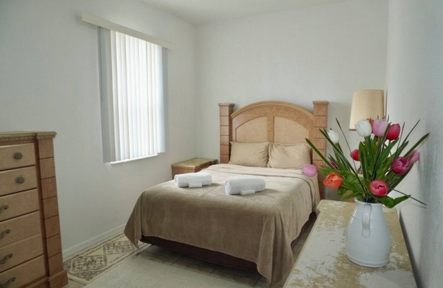 Enjoyable 2-bedroom/2 Bathroom condo with AC in North Port