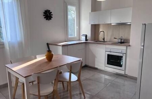 Entire accommodation 15 minutes from the beaches