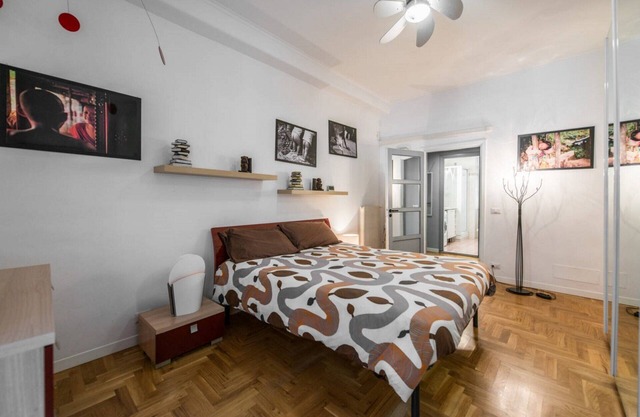 Entire Beautiful Apartment in Rome next Metro B St. Paul's Basilica