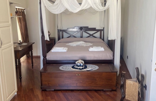 Entire central apartment with fireplace