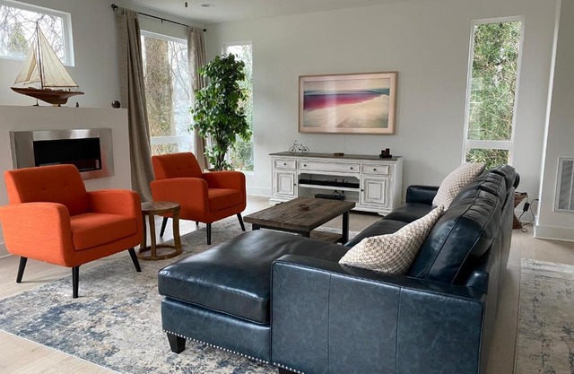 Entire Home Close to BOA Stadium & City