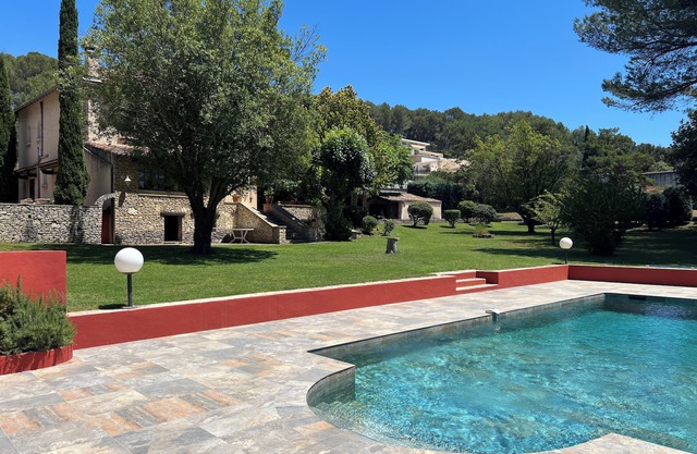Entre Aix-provence et Plages Méditerranéennes, Maison Provençale Piscine Privée