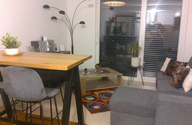 Entre Strasbourg et Colmar, Appartement Avec Chambre Séparée