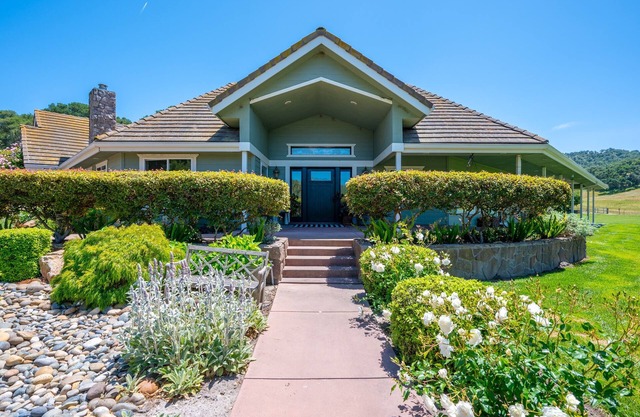 Epic 4BR Ranch 4 miles to Beach Sleeps 16