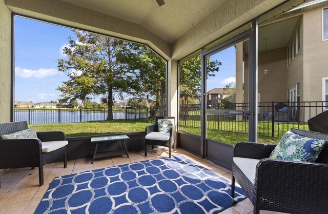Epic Lakefront Escape w/Patio-Backyard-Views-BBQ