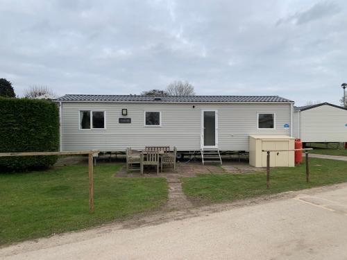 Epsom caravan Weymouth bay
