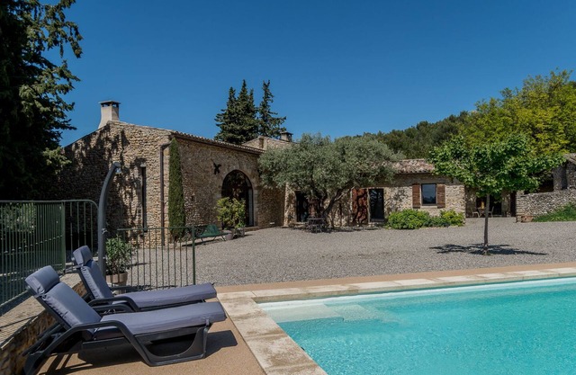 Ermitage Saint-quinis, Le Levant, Logde Eco-onde en Pleine Nature