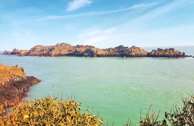 Escape from the stressful everyday life and spend a nice vacation in this vacation home.