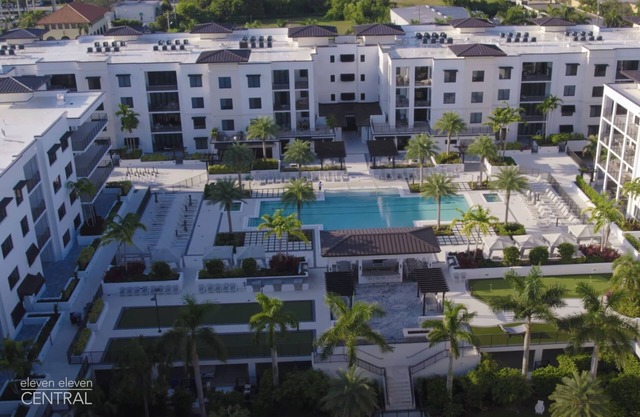 Escape to Paradise !