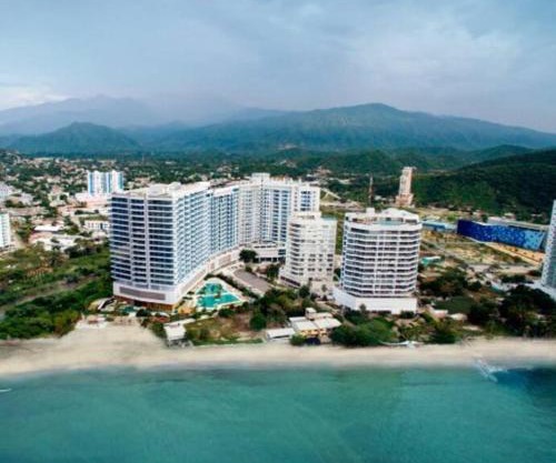 Espectacular apartamento de lujo con vista al mar y salida directa a la playa